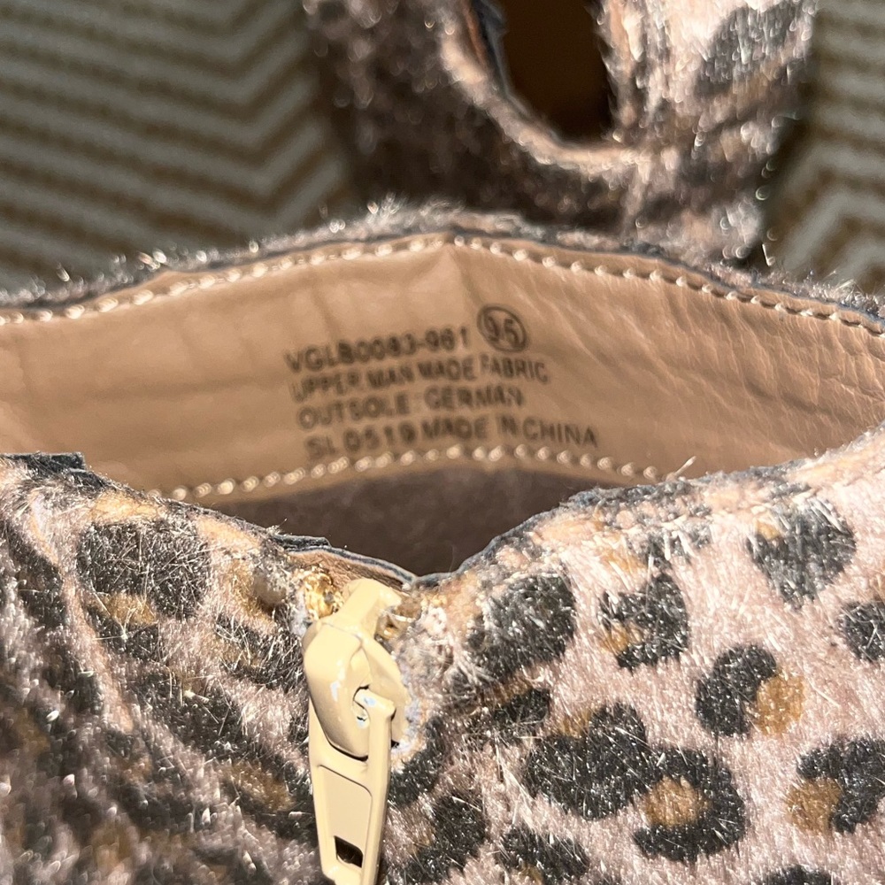 Very G Brown Ankle Boots with hair on hide zip up closure side cheetah print 9.5 - Picture 5 of 6